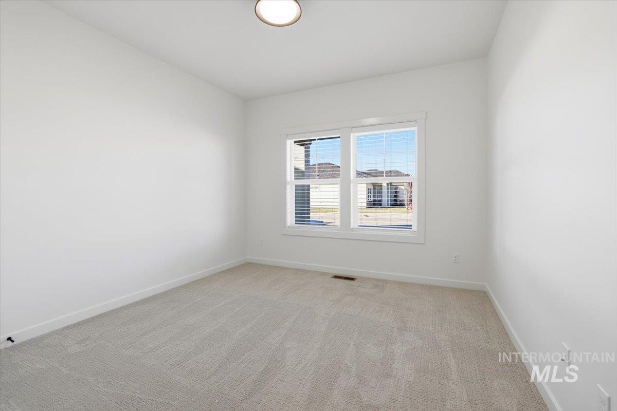 1008 Whitewater Way, Emmett, Idaho 83617, 3 Bedrooms, 2 Bathrooms, Residential For Sale, Price $549,900, 98967277