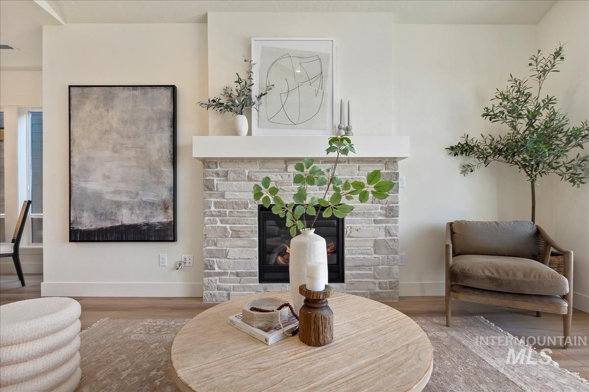 3527 E Warm Springs Ave, Boise, Idaho 83716, 3 Bedrooms, 2.5 Bathrooms, Residential For Sale, Price $894,900, 98967282