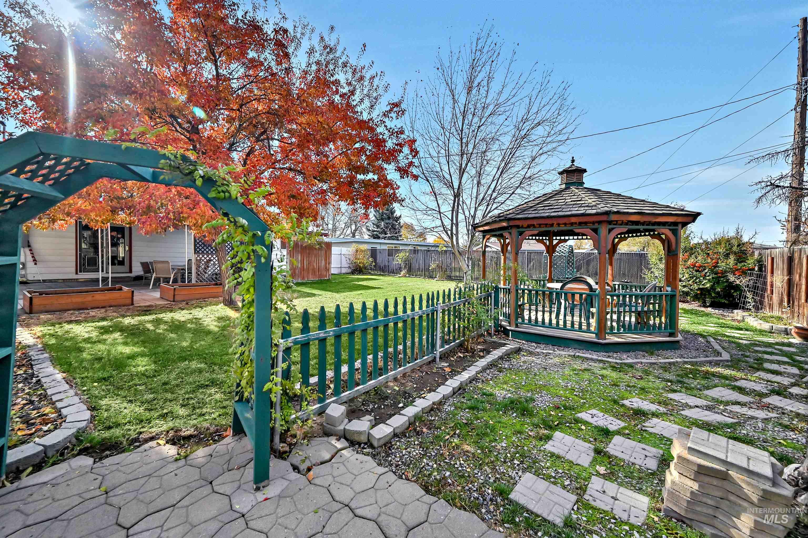 4304 W Saint Andrews Drive, Boise, Idaho 83705-5048, 3 Bedrooms, 1 Bathroom, Residential For Sale, Price $349,900, 98967301