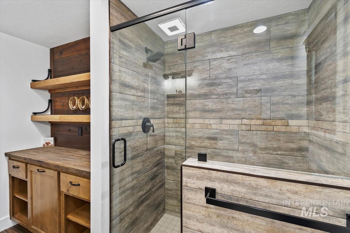 1417 N Kcid Rd, Caldwell, Idaho 83605, 6 Bedrooms, 6.5 Bathrooms, Residential For Sale, Price $1,895,000, 98967305