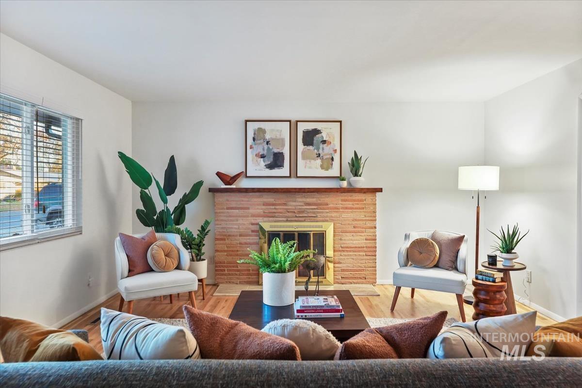 2509 N Joretta Dr, Boise, Idaho 83704, 3 Bedrooms, 1.5 Bathrooms, Residential For Sale, Price $450,000, 98967307