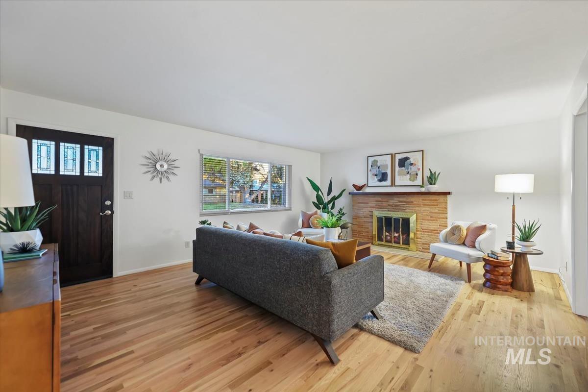 2509 N Joretta Dr, Boise, Idaho 83704, 3 Bedrooms, 1.5 Bathrooms, Residential For Sale, Price $450,000, 98967307