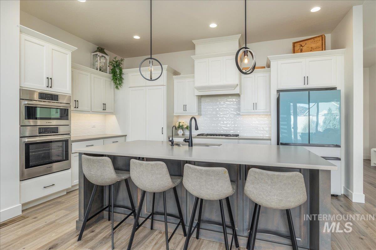 8872 W Suttle Lake Dr, Boise, Idaho 83714, 4 Bedrooms, 2.5 Bathrooms, Residential For Sale, Price $1,079,000, 98967313