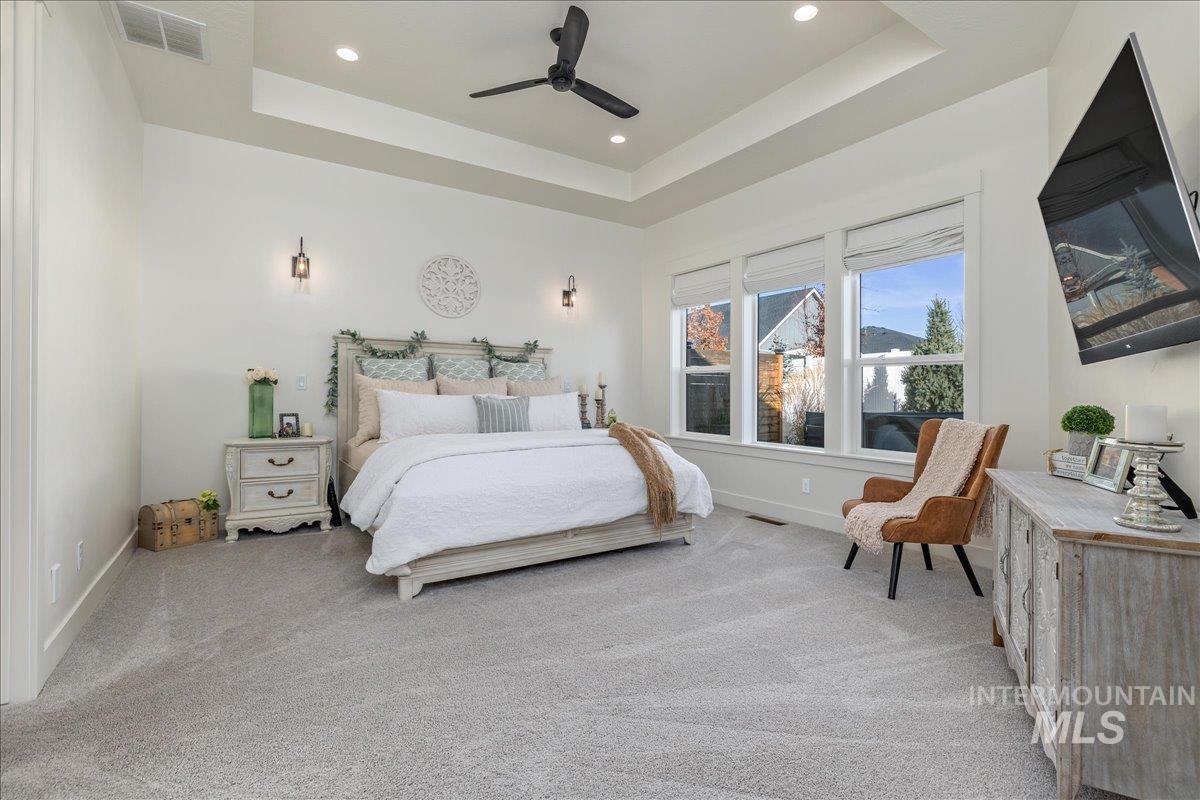 8872 W Suttle Lake Dr, Boise, Idaho 83714, 4 Bedrooms, 2.5 Bathrooms, Residential For Sale, Price $1,079,000, 98967313