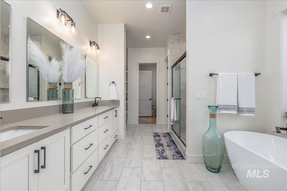 8872 W Suttle Lake Dr, Boise, Idaho 83714, 4 Bedrooms, 2.5 Bathrooms, Residential For Sale, Price $1,079,000, 98967313