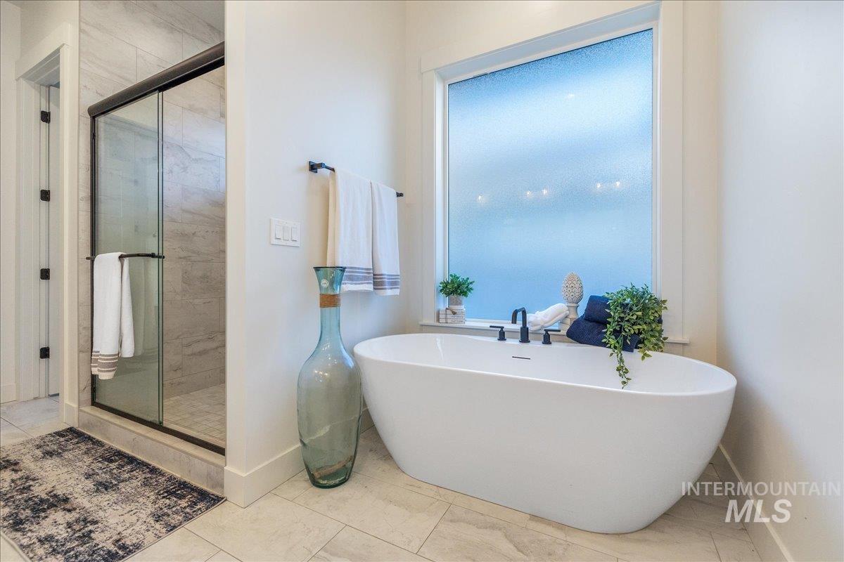 8872 W Suttle Lake Dr, Boise, Idaho 83714, 4 Bedrooms, 2.5 Bathrooms, Residential For Sale, Price $1,079,000, 98967313