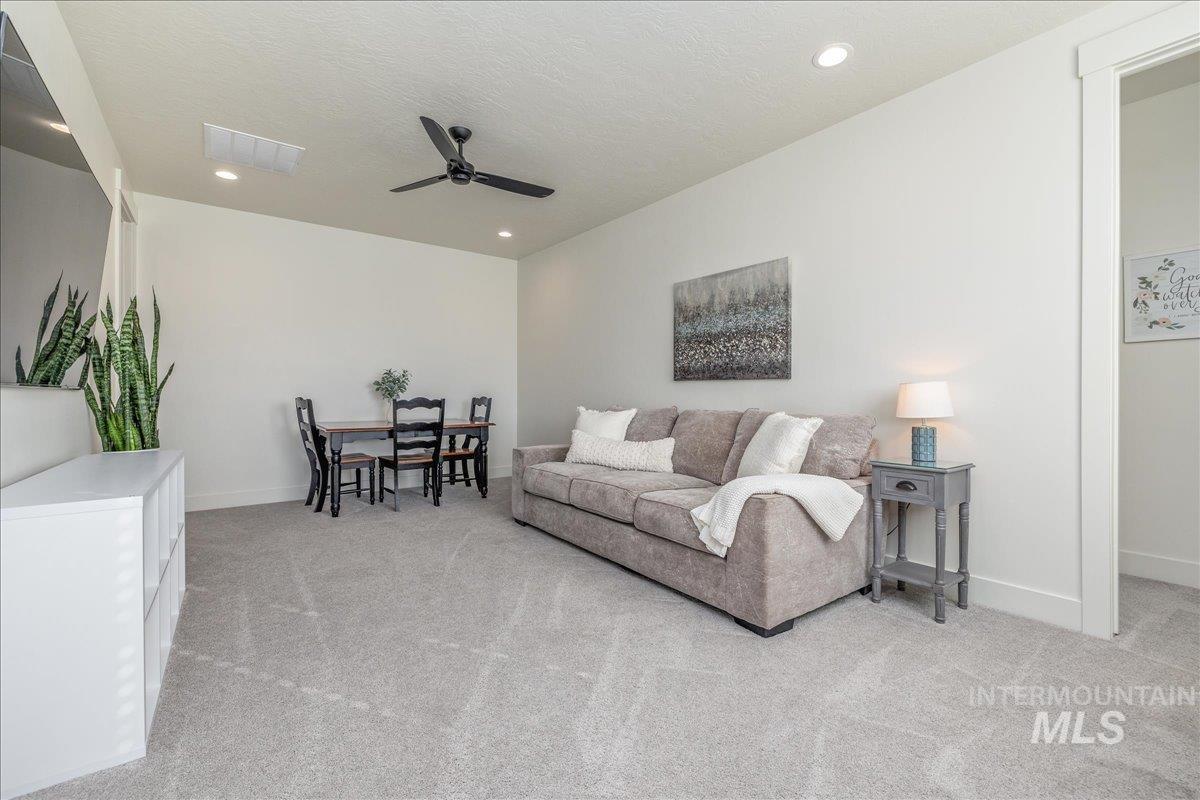 8872 W Suttle Lake Dr, Boise, Idaho 83714, 4 Bedrooms, 2.5 Bathrooms, Residential For Sale, Price $1,079,000, 98967313