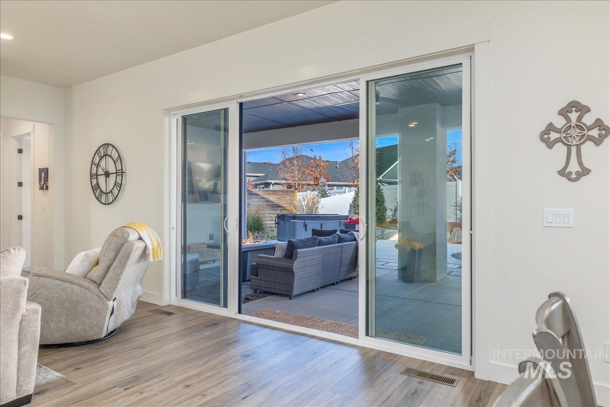 8872 W Suttle Lake Dr, Boise, Idaho 83714, 4 Bedrooms, 2.5 Bathrooms, Residential For Sale, Price $1,079,000, 98967313