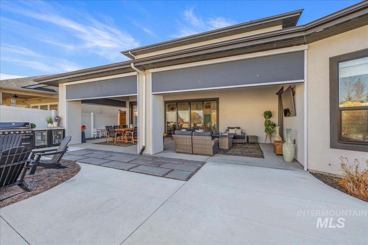 8872 W Suttle Lake Dr, Boise, Idaho 83714, 4 Bedrooms, 2.5 Bathrooms, Residential For Sale, Price $1,079,000, 98967313