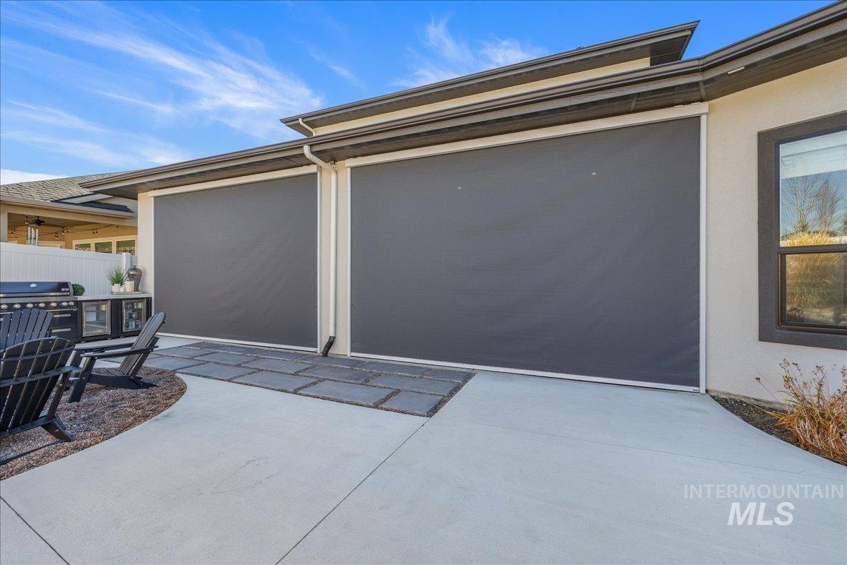 8872 W Suttle Lake Dr, Boise, Idaho 83714, 4 Bedrooms, 2.5 Bathrooms, Residential For Sale, Price $1,079,000, 98967313