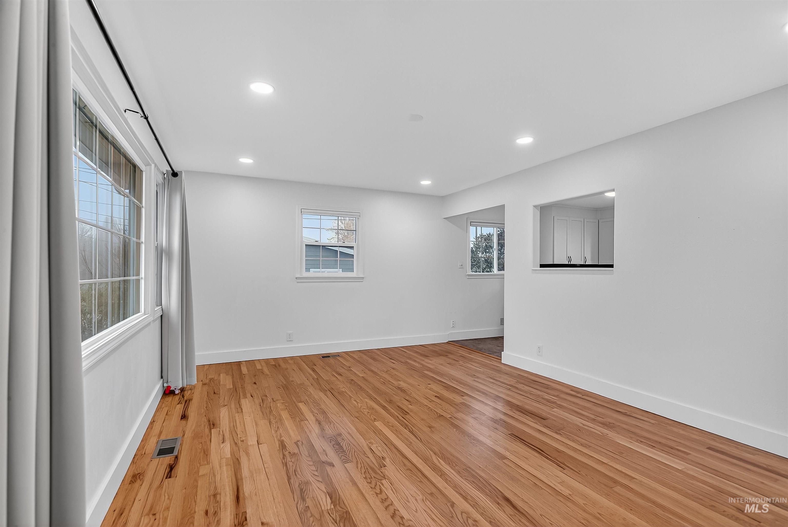 3127 7th St C, Lewiston, Idaho 83501, 2 Bedrooms, 1 Bathroom, Residential For Sale, Price $269,000, 98967324