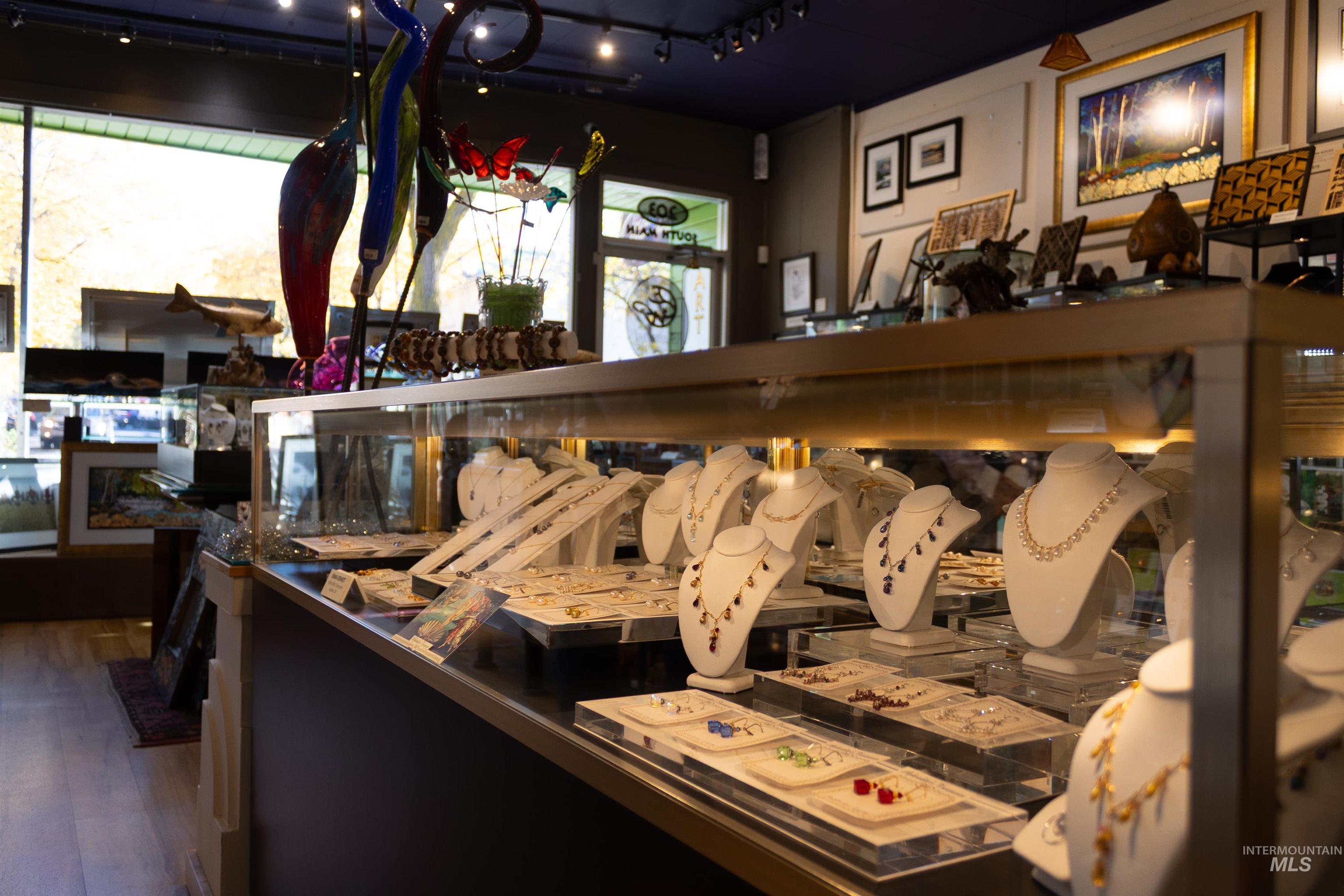 203 S Main, Moscow, Idaho 83843, Business/Commercial For Sale, Price $85,000, 98967332