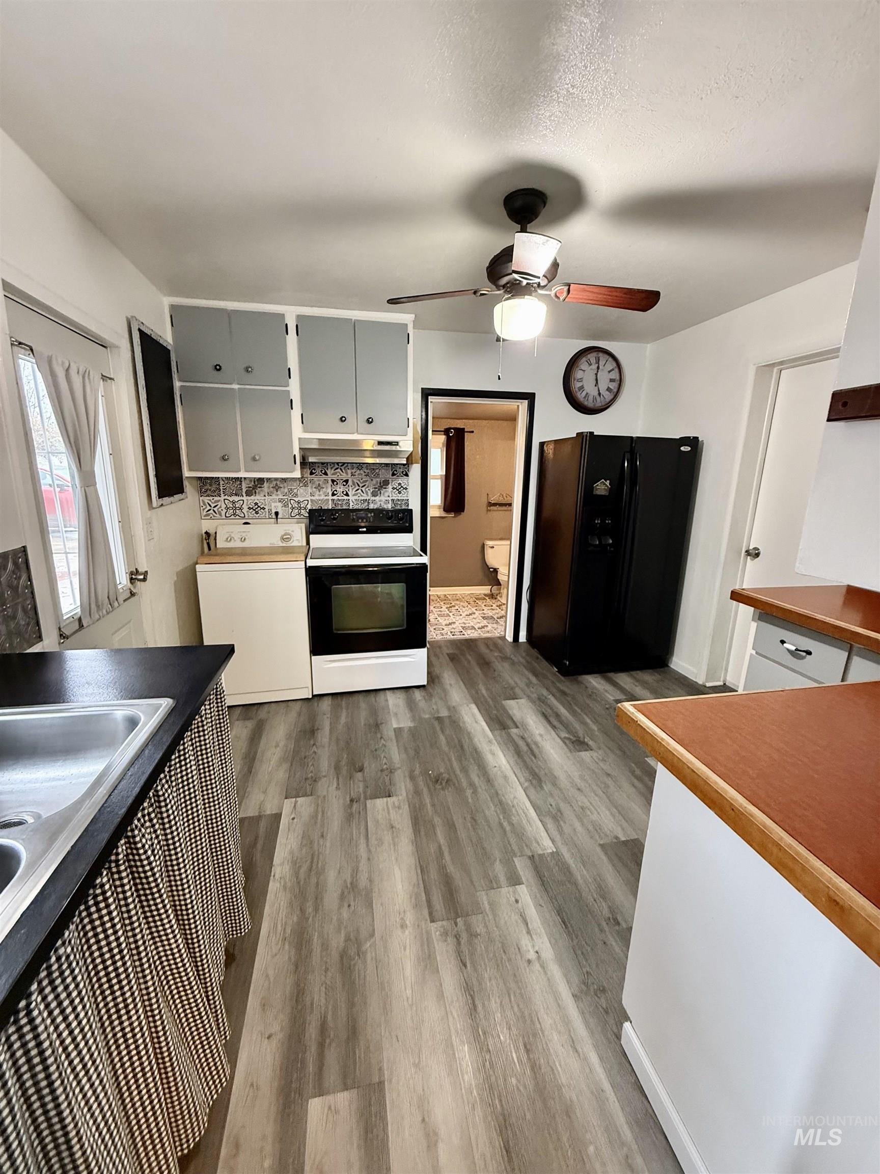 522 Ellis Ave, Winchester, Idaho 83555, 2 Bedrooms, 1 Bathroom, Residential For Sale, Price $199,500, 98967334