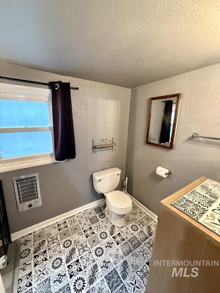 522 Ellis Ave, Winchester, Idaho 83555, 2 Bedrooms, 1 Bathroom, Residential For Sale, Price $199,500, 98967334