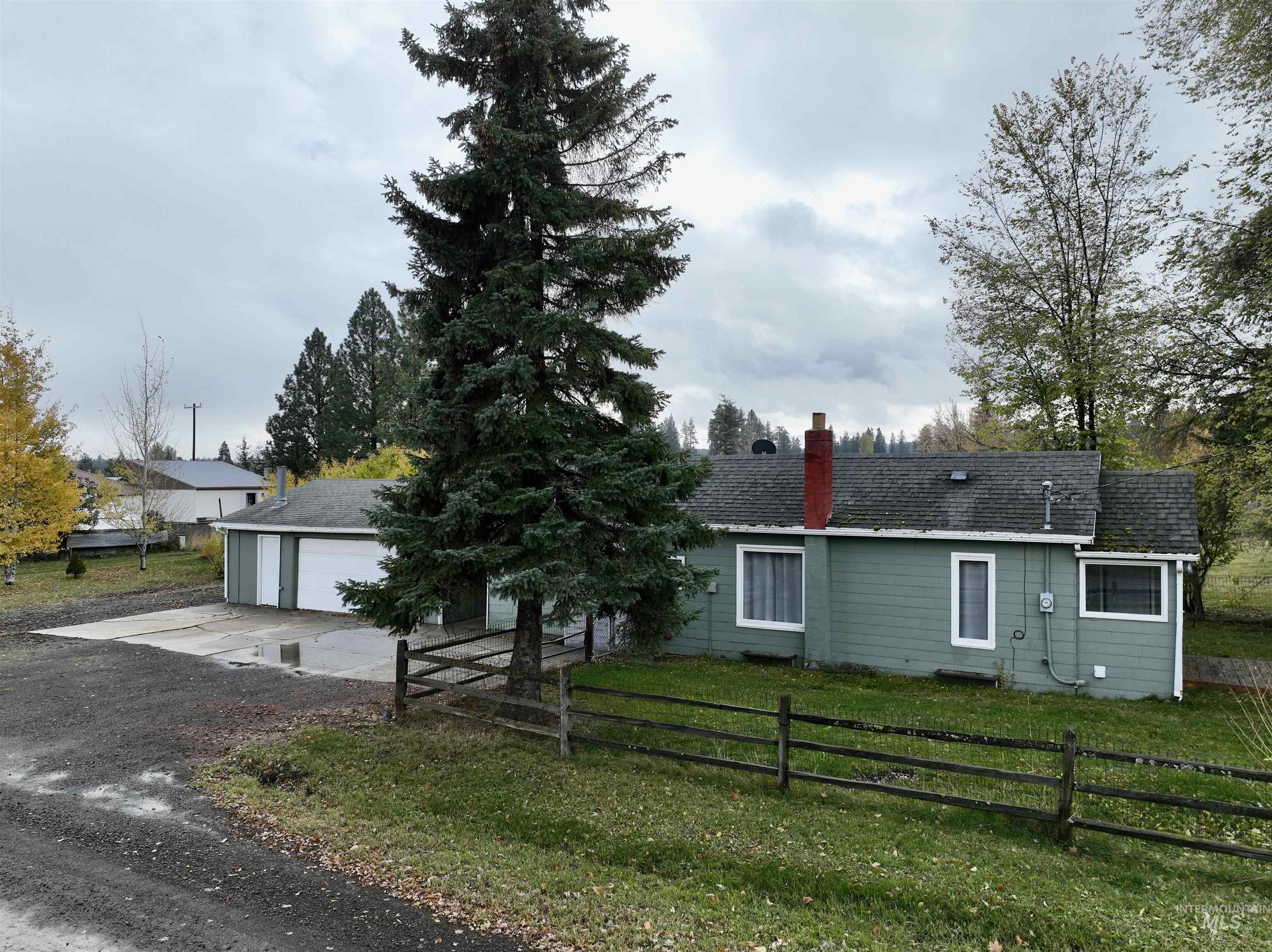522 Ellis Ave, Winchester, Idaho 83555, 2 Bedrooms, 1 Bathroom, Residential For Sale, Price $199,500, 98967334