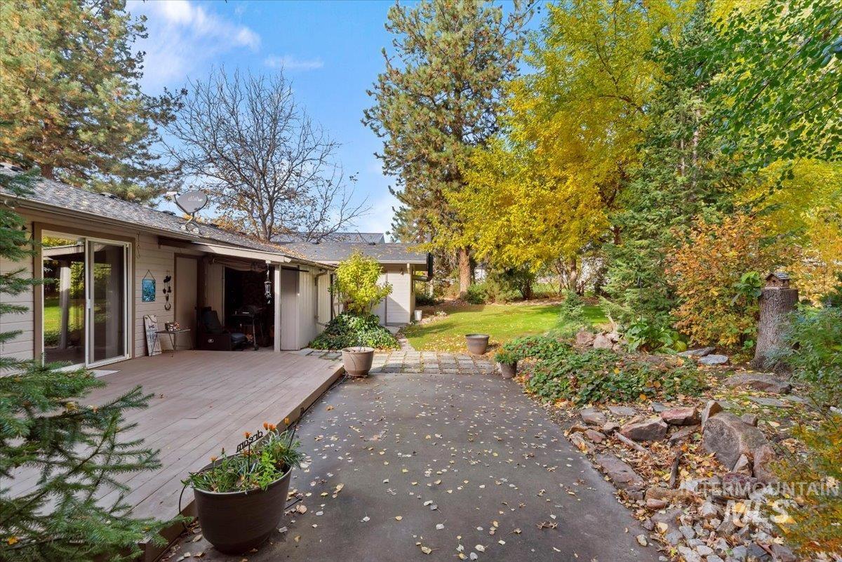 2652 Cherry Circle, Emmett, Idaho 83617, 3 Bedrooms, 2 Bathrooms, Residential For Sale, Price $595,000, 98967336