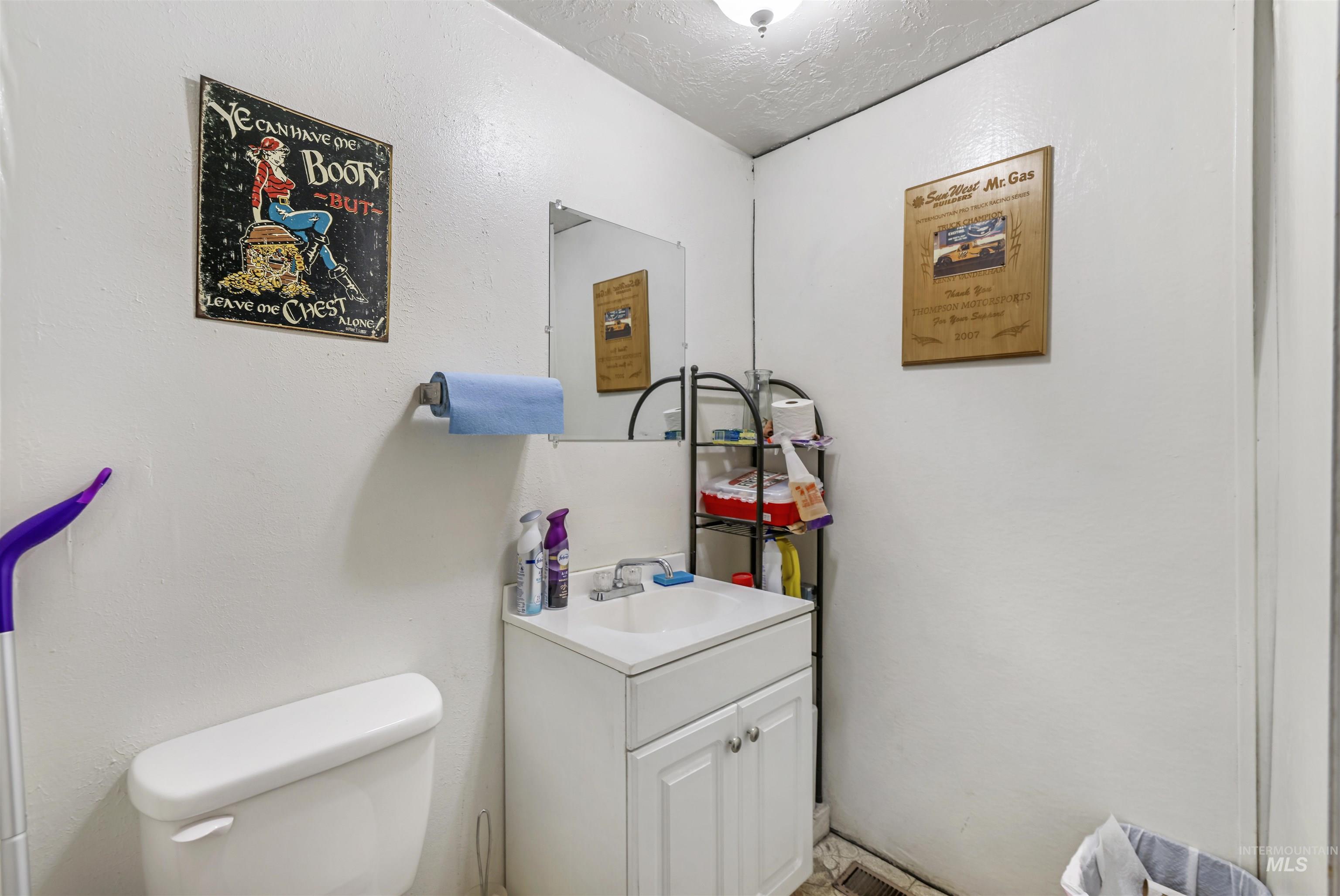 528 Washington St, Twin Falls, Idaho 83301-5642, Business/Commercial For Sale, Price $795,000, 98967337