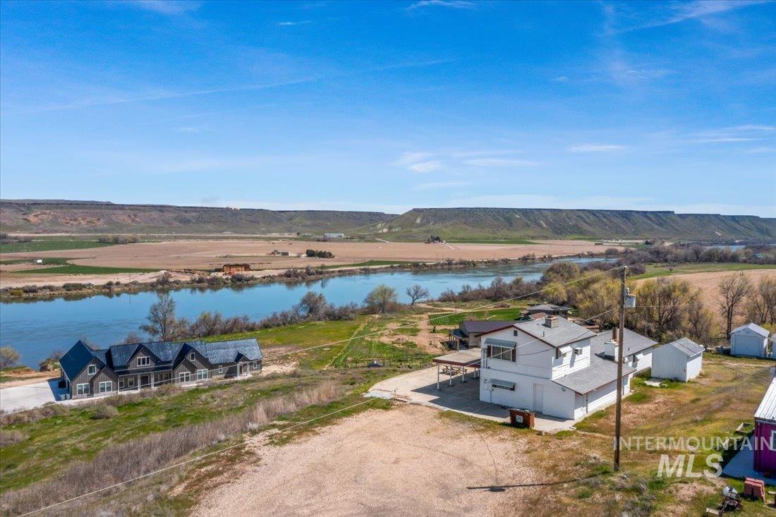 8662 State Highway 78, Marsing, Idaho 83639, 2 Bedrooms, 2 Bathrooms, Residential For Sale, Price $720,000, 98967339