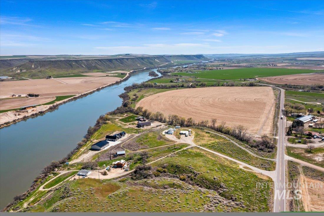 8662 State Highway 78, Marsing, Idaho 83639, 2 Bedrooms, 2 Bathrooms, Residential For Sale, Price $720,000, 98967339