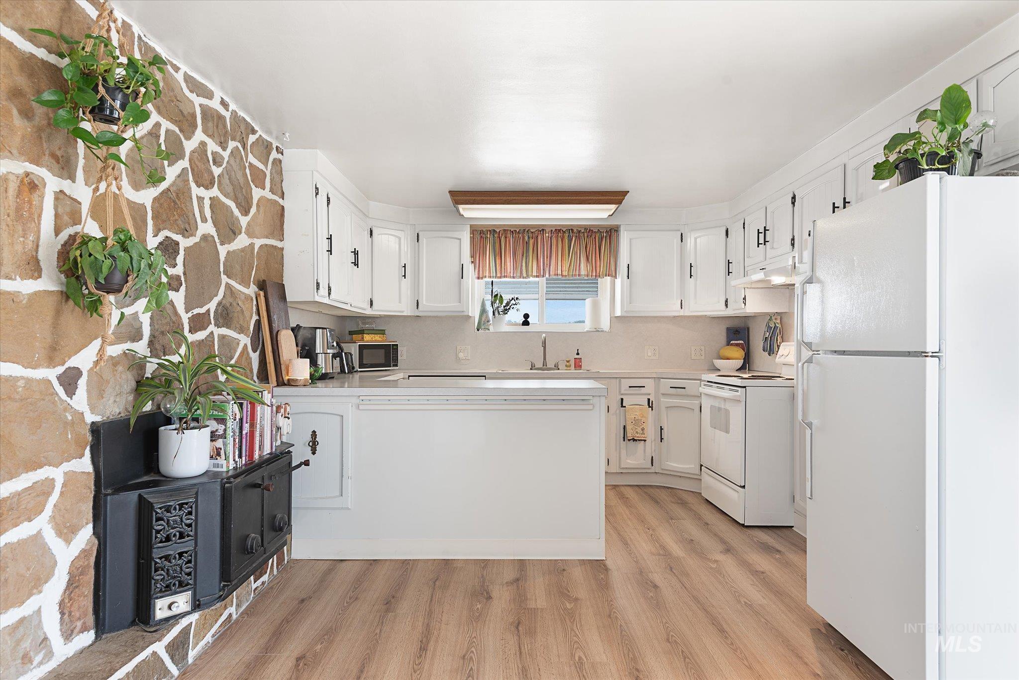 8662 State Highway 78, Marsing, Idaho 83639, 2 Bedrooms, 2 Bathrooms, Residential For Sale, Price $720,000, 98967339