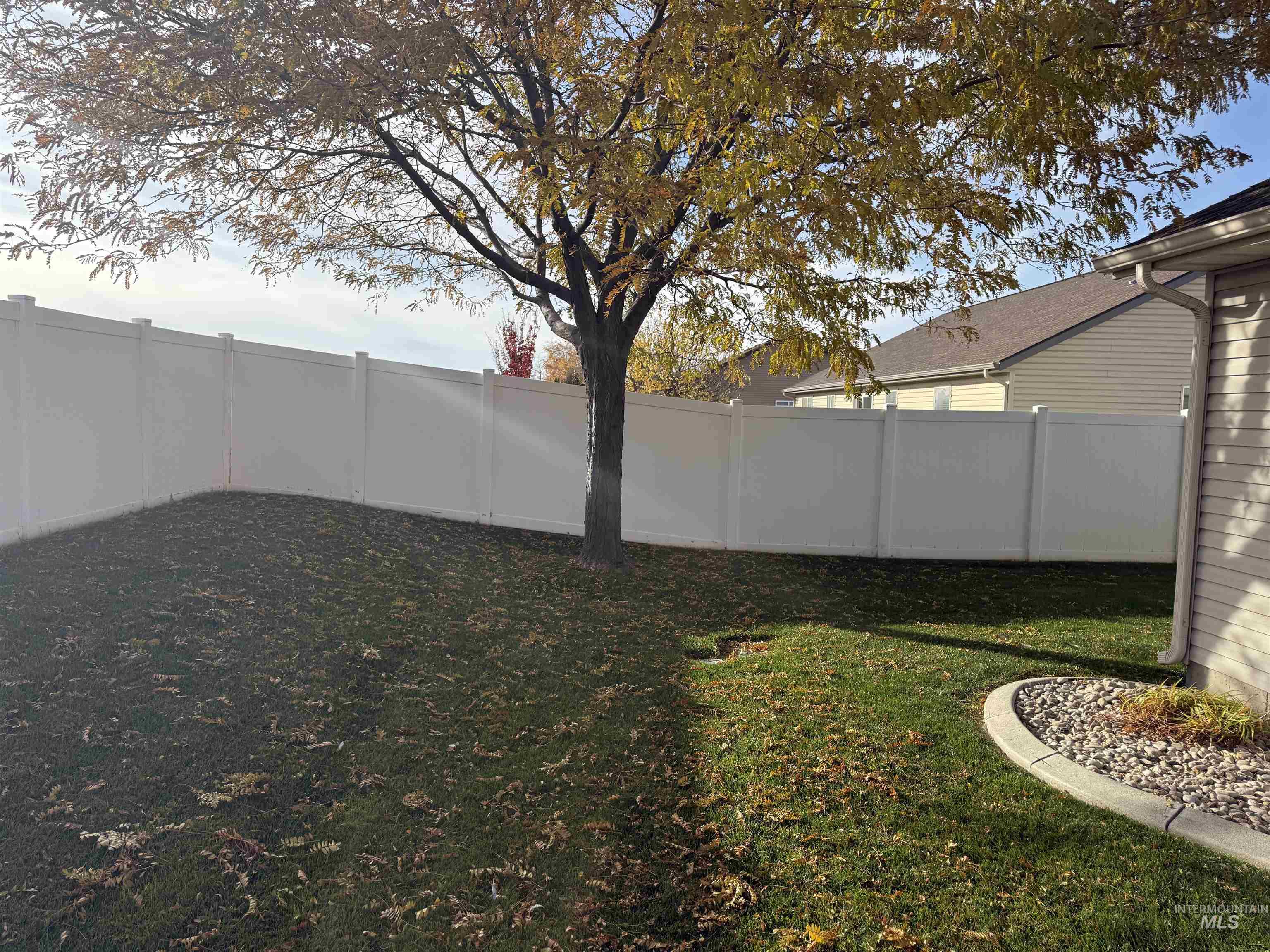 323 Arrowhead Path, Twin Falls, Idaho 83301, 3 Bedrooms, 2 Bathrooms, Residential For Sale, Price $525,000, 98967344