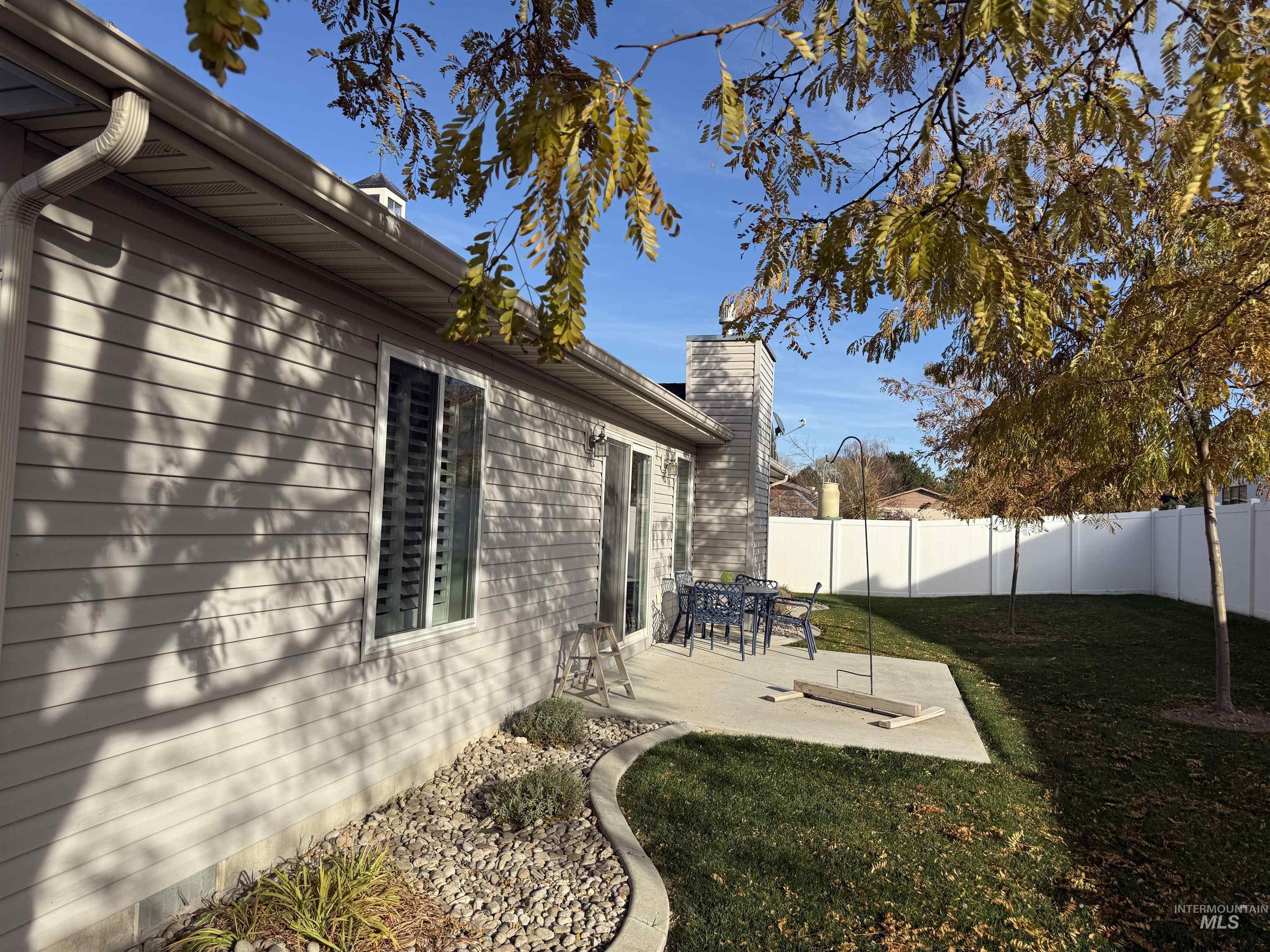 323 Arrowhead Path, Twin Falls, Idaho 83301, 3 Bedrooms, 2 Bathrooms, Residential For Sale, Price $525,000, 98967344