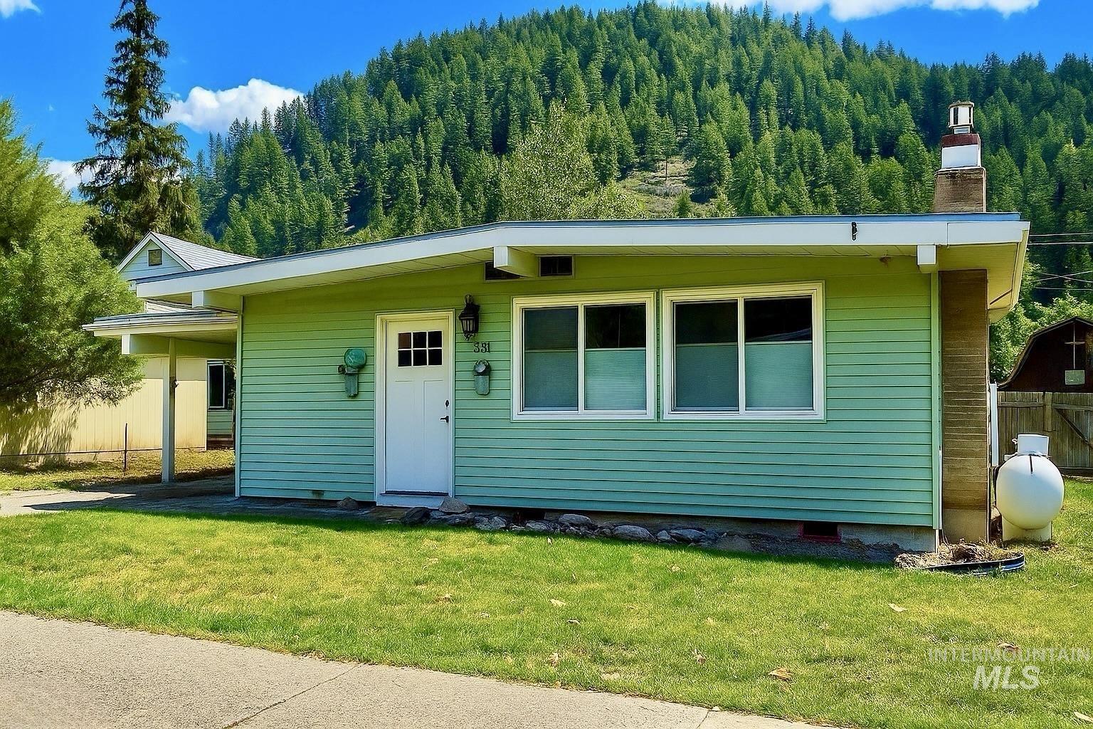 631 Brown Ave, Orofino, Idaho 83544, 2 Bedrooms, 2 Bathrooms, Residential For Sale, Price $259,000, 98967370