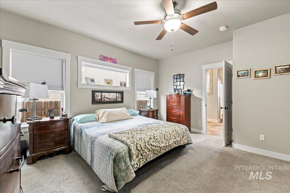 10682 Rain Springs St., Nampa, Idaho 83687-5110, 3 Bedrooms, 2 Bathrooms, Residential For Sale, Price $429,900, 98967375