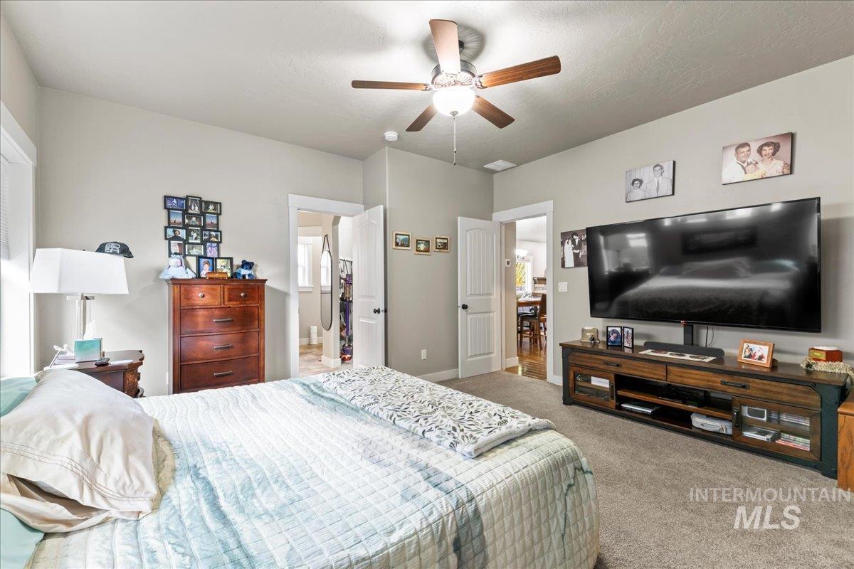 10682 Rain Springs St., Nampa, Idaho 83687-5110, 3 Bedrooms, 2 Bathrooms, Residential For Sale, Price $429,900, 98967375