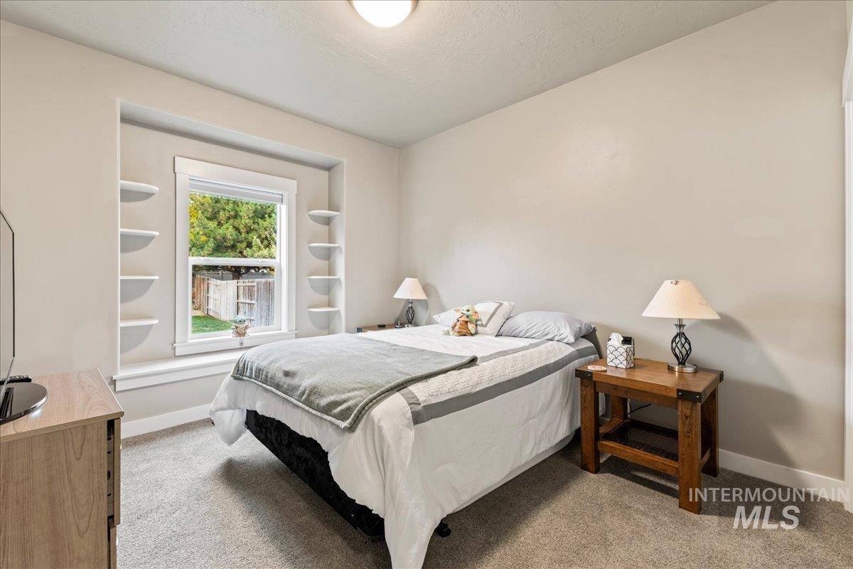 10682 Rain Springs St., Nampa, Idaho 83687-5110, 3 Bedrooms, 2 Bathrooms, Residential For Sale, Price $429,900, 98967375