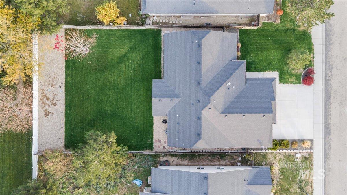 10682 Rain Springs St., Nampa, Idaho 83687-5110, 3 Bedrooms, 2 Bathrooms, Residential For Sale, Price $429,900, 98967375