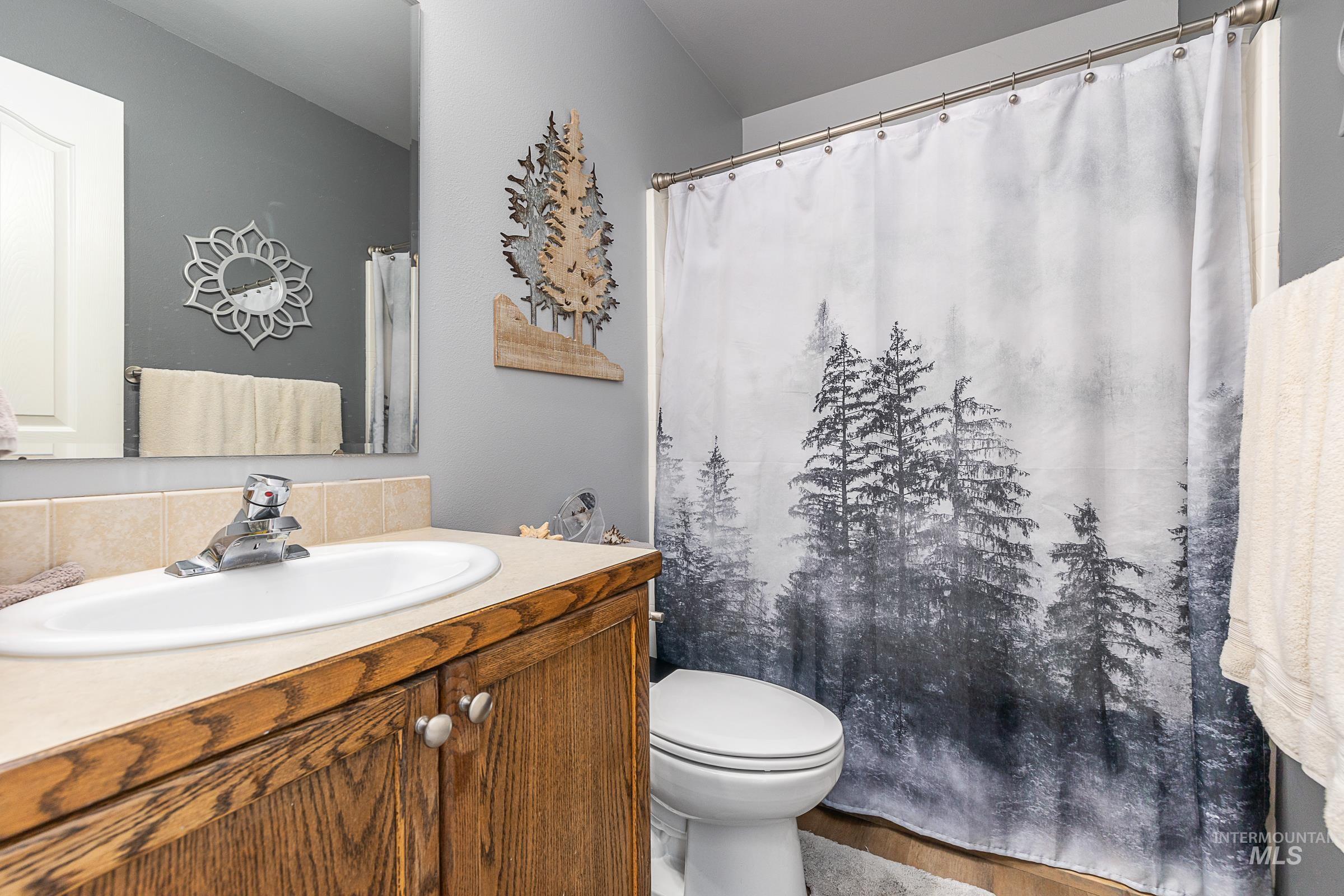 1866 N Buckler Way, Kuna, Idaho 83634, 3 Bedrooms, 2 Bathrooms, Residential For Sale, Price $379,900, 98967381