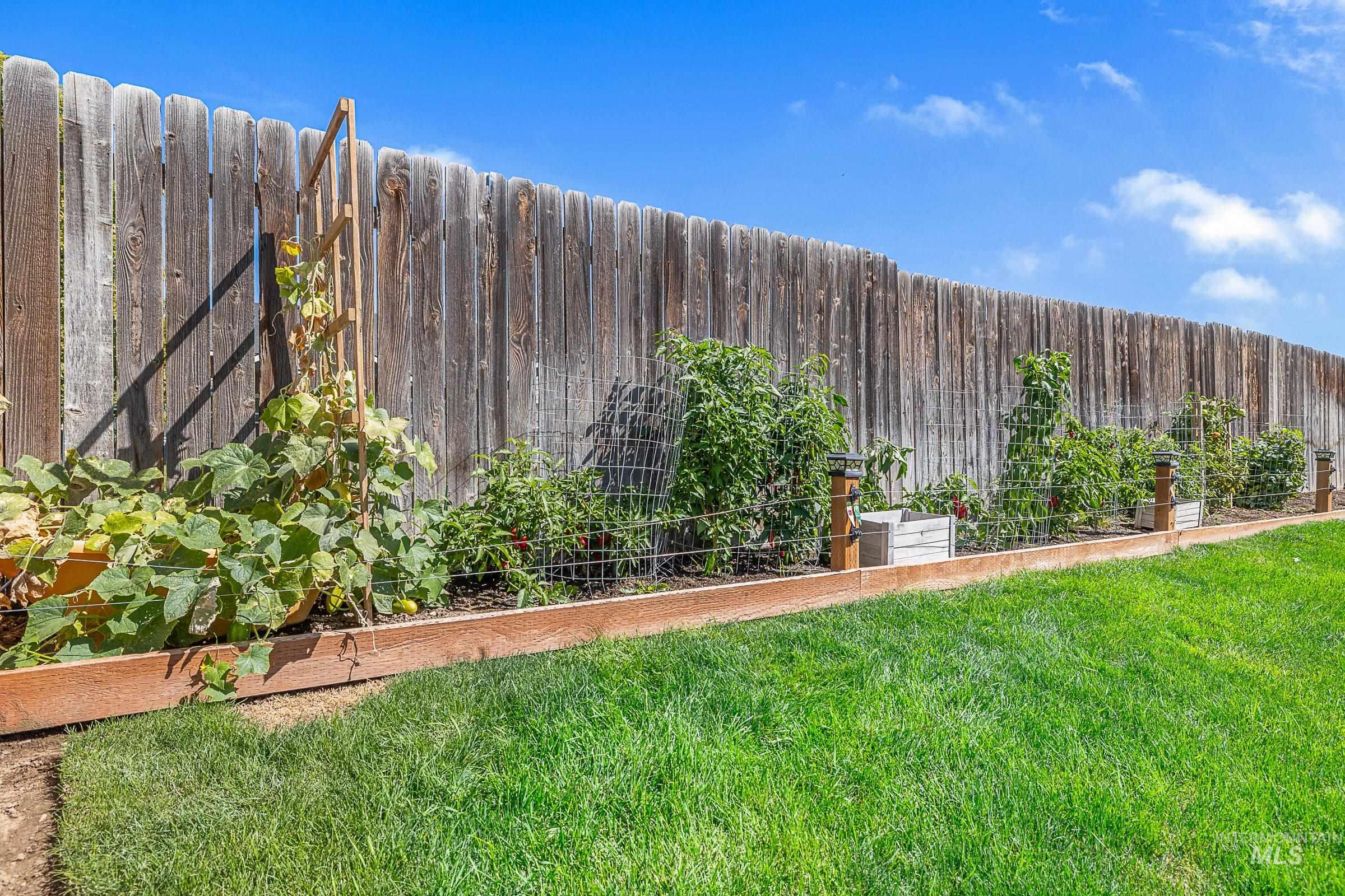 1866 N Buckler Way, Kuna, Idaho 83634, 3 Bedrooms, 2 Bathrooms, Residential For Sale, Price $379,900, 98967381