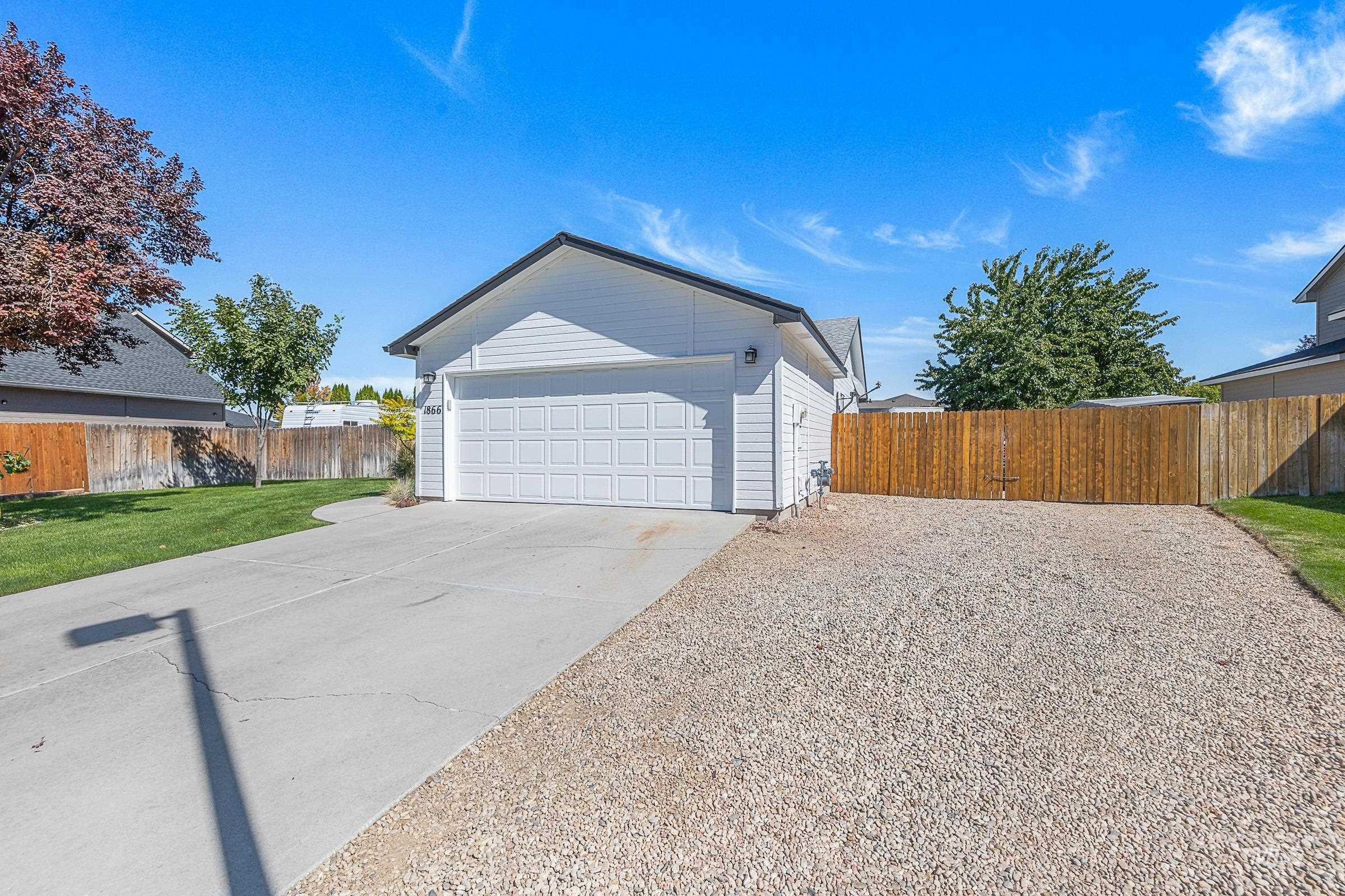 1866 N Buckler Way, Kuna, Idaho 83634, 3 Bedrooms, 2 Bathrooms, Residential For Sale, Price $379,900, 98967381