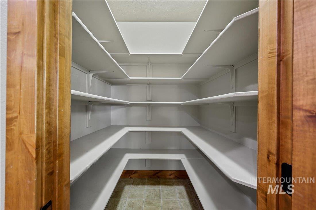 506 E Havasu Falls St., Meridian, Idaho 83646, 3 Bedrooms, 2.5 Bathrooms, Residential For Sale, Price $648,500, 98967392