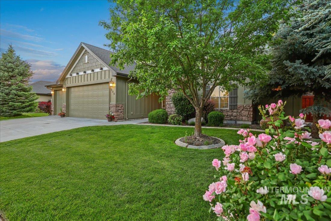 506 E Havasu Falls St., Meridian, Idaho 83646, 3 Bedrooms, 2.5 Bathrooms, Residential For Sale, Price $648,500, 98967392