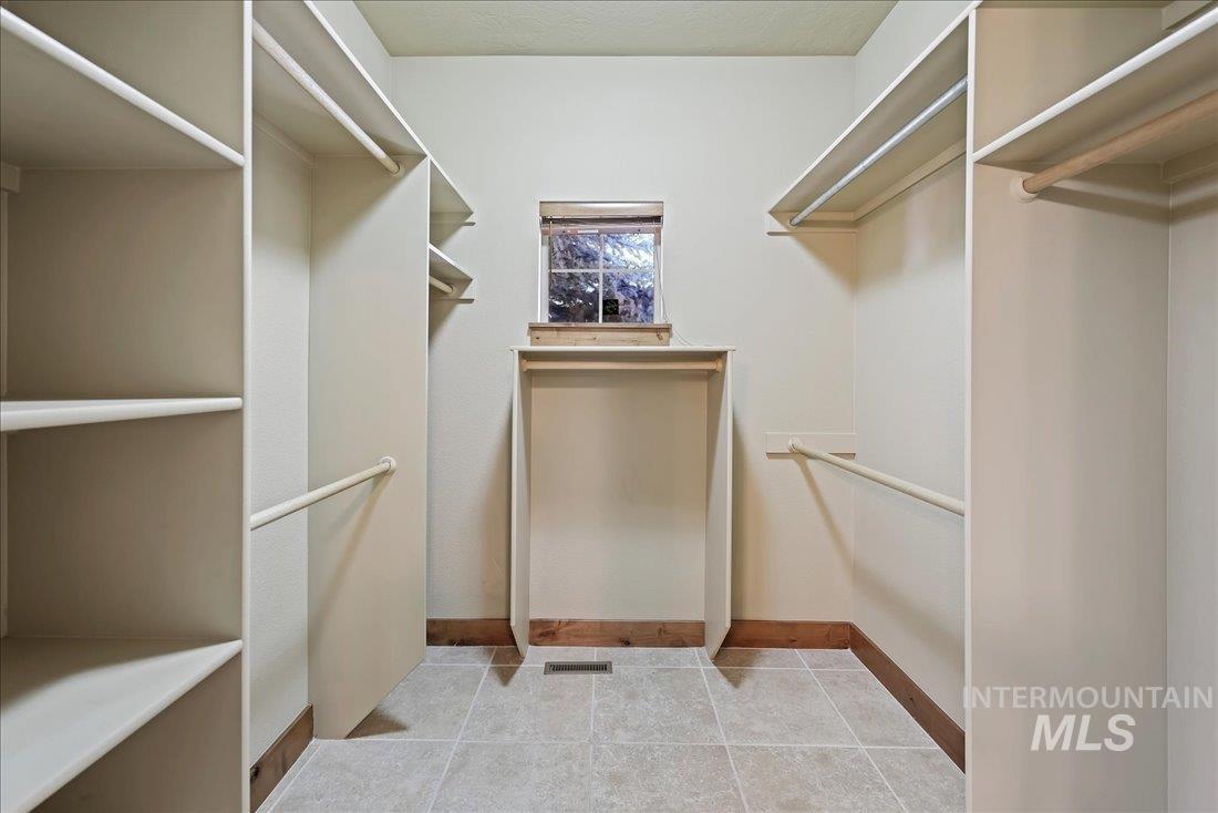 506 E Havasu Falls St., Meridian, Idaho 83646, 3 Bedrooms, 2.5 Bathrooms, Residential For Sale, Price $648,500, 98967392