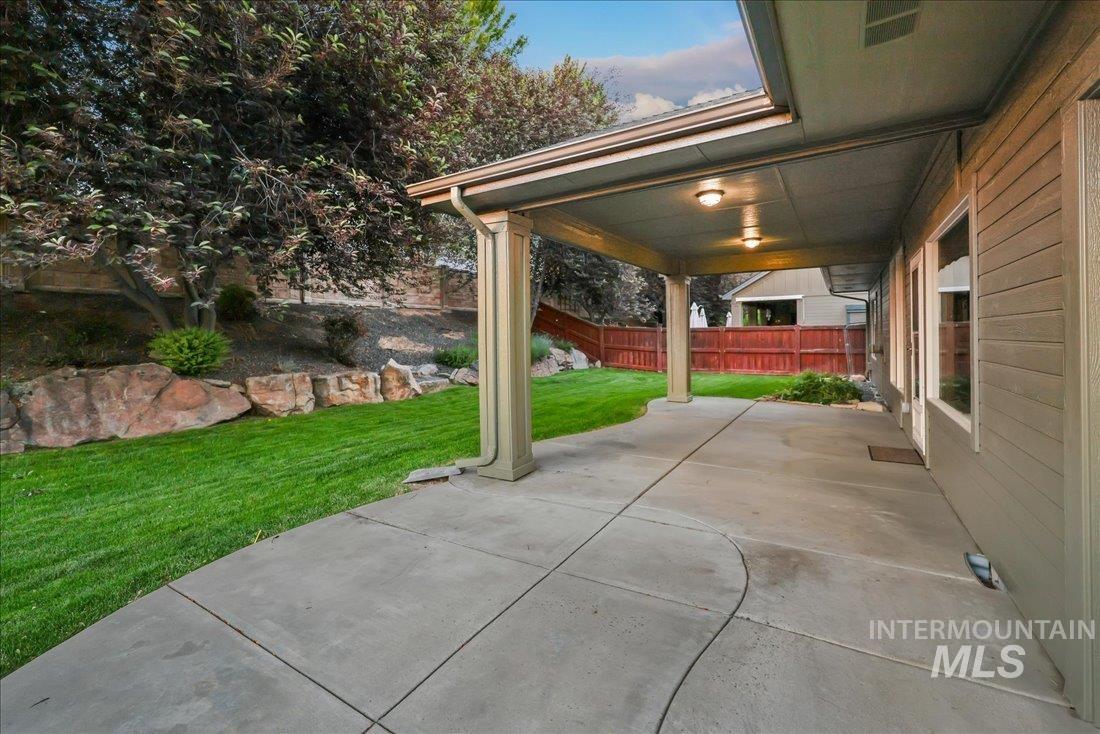 506 E Havasu Falls St., Meridian, Idaho 83646, 3 Bedrooms, 2.5 Bathrooms, Residential For Sale, Price $648,500, 98967392