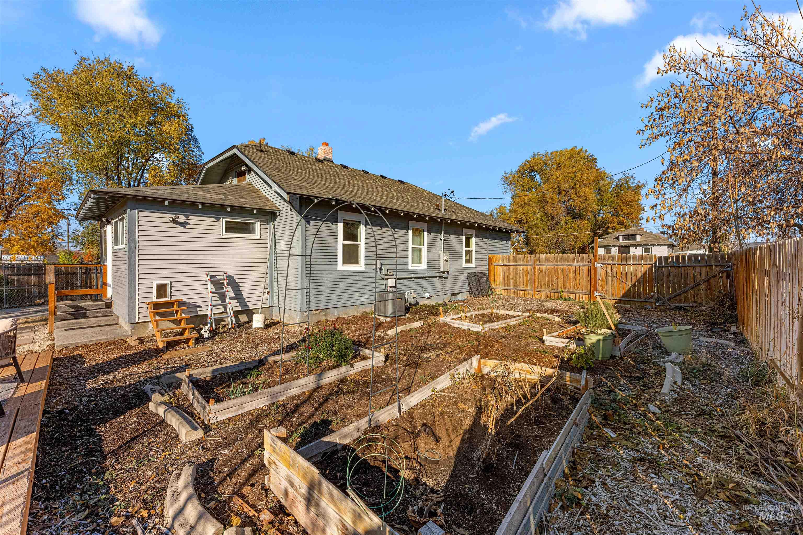 1123 Rosenlof Ave, Nampa, Idaho 83687, 2 Bedrooms, 1 Bathroom, Residential For Sale, Price $299,900, 98967397