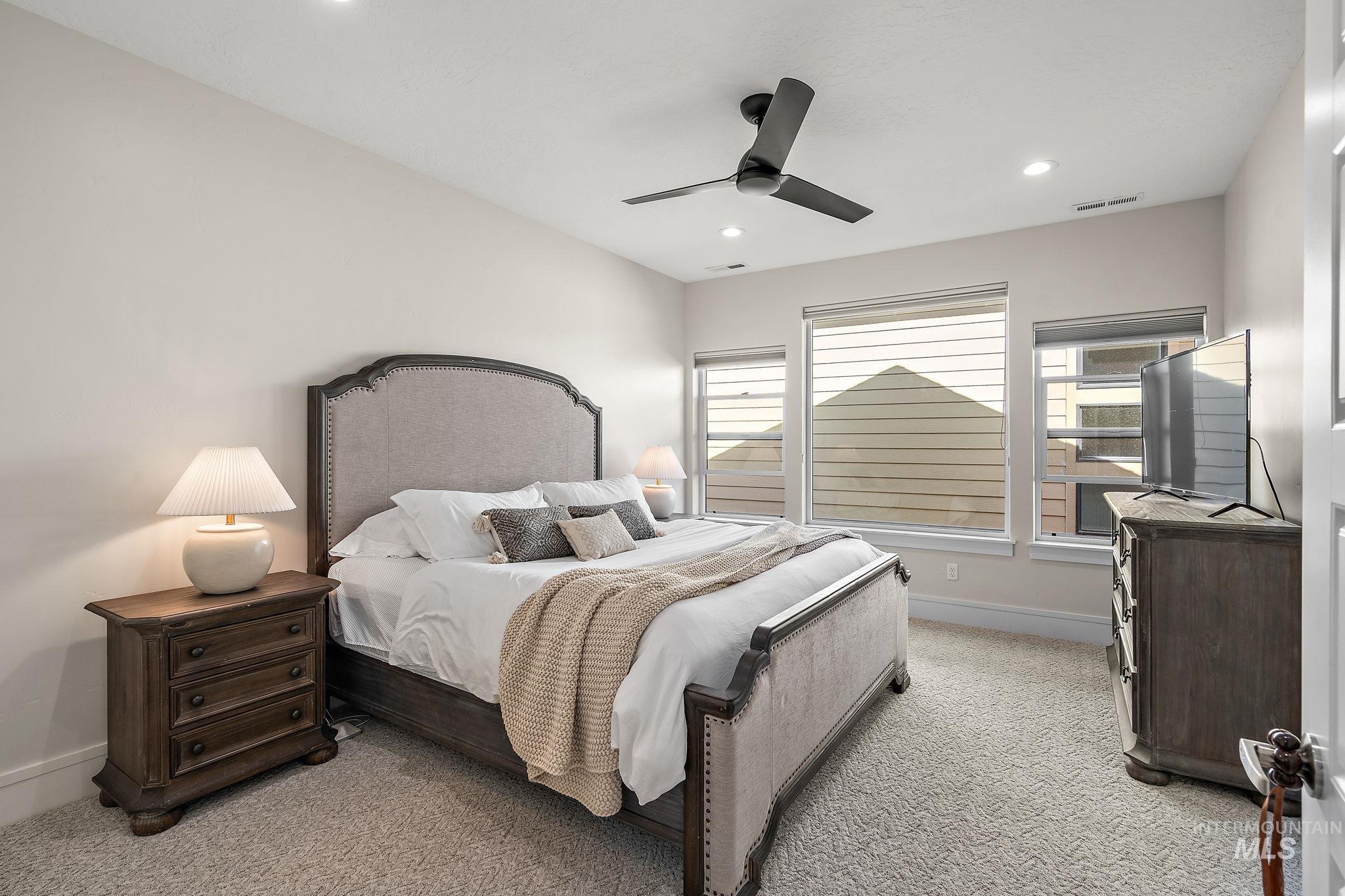 1234 E Lone Shore Dr, Eagle, Idaho 83616, 3 Bedrooms, 2.5 Bathrooms, Residential For Sale, Price $699,000, 98967401