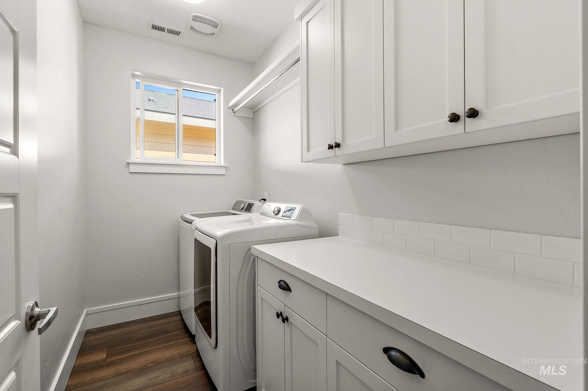 1234 E Lone Shore Dr, Eagle, Idaho 83616, 3 Bedrooms, 2.5 Bathrooms, Residential For Sale, Price $699,000, 98967401