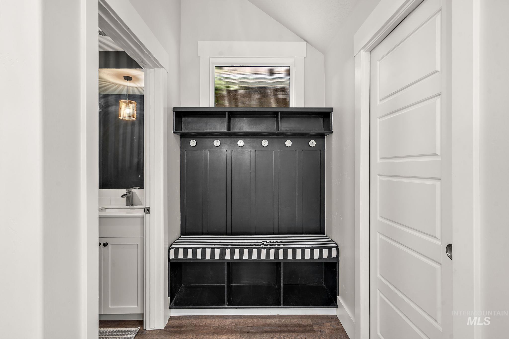 1234 E Lone Shore Dr, Eagle, Idaho 83616, 3 Bedrooms, 2.5 Bathrooms, Residential For Sale, Price $699,000, 98967401