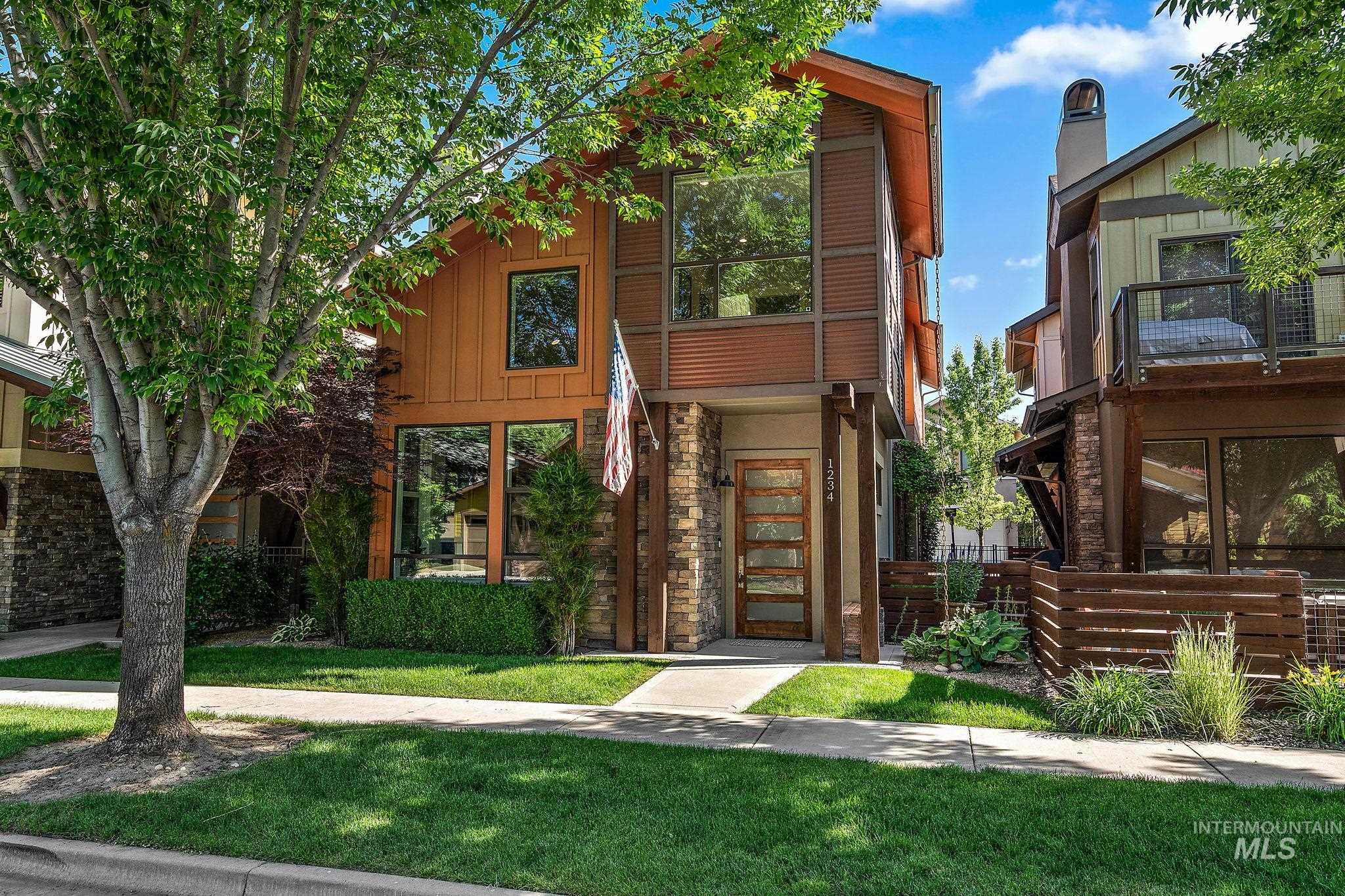 1234 E Lone Shore Dr, Eagle, Idaho 83616, 3 Bedrooms, 2.5 Bathrooms, Residential For Sale, Price $699,000, 98967401