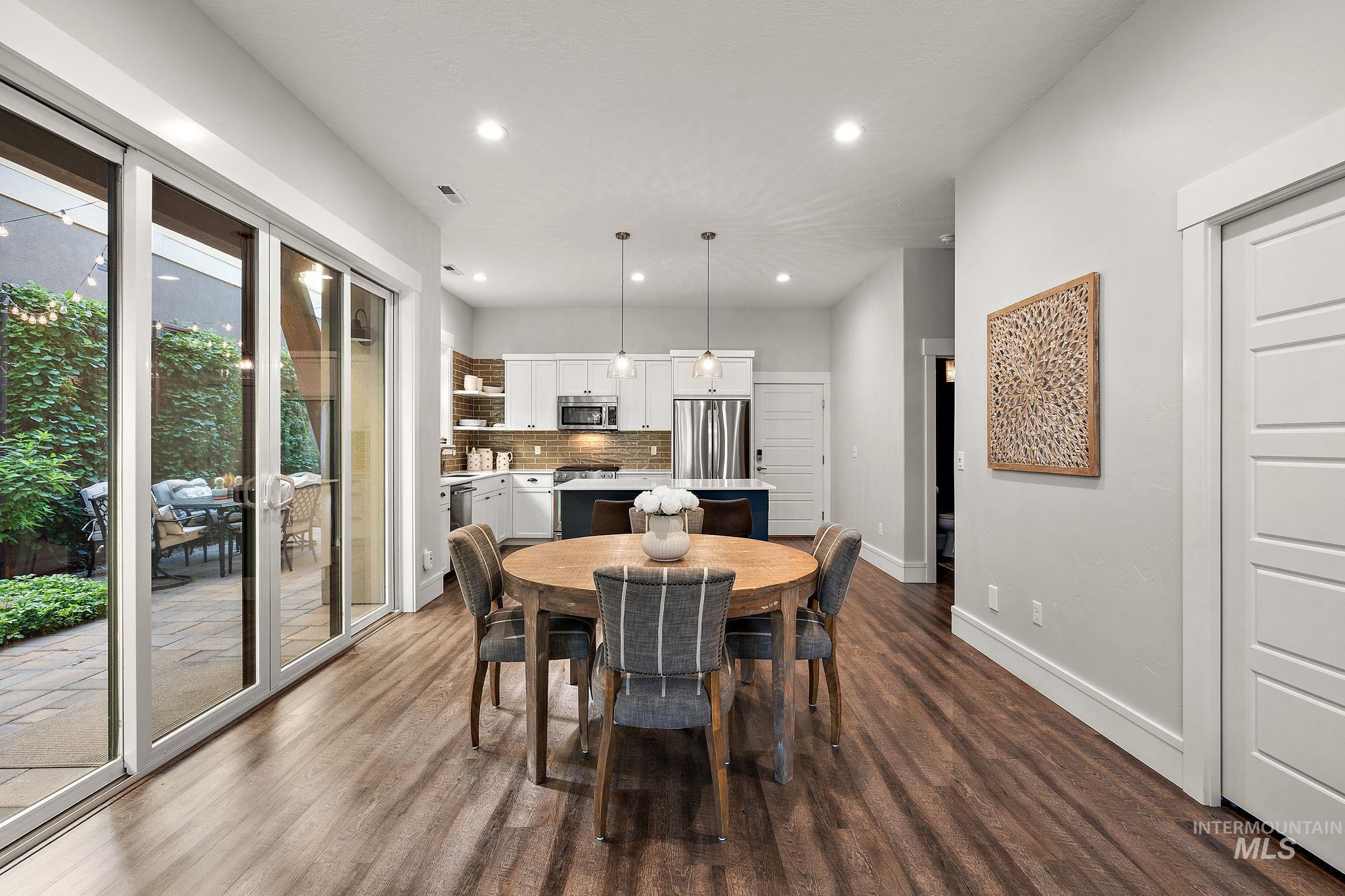 1234 E Lone Shore Dr, Eagle, Idaho 83616, 3 Bedrooms, 2.5 Bathrooms, Residential For Sale, Price $699,000, 98967401