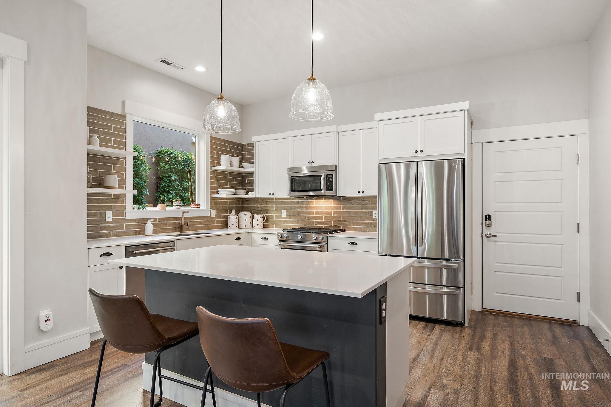 1234 E Lone Shore Dr, Eagle, Idaho 83616, 3 Bedrooms, 2.5 Bathrooms, Residential For Sale, Price $699,000, 98967401