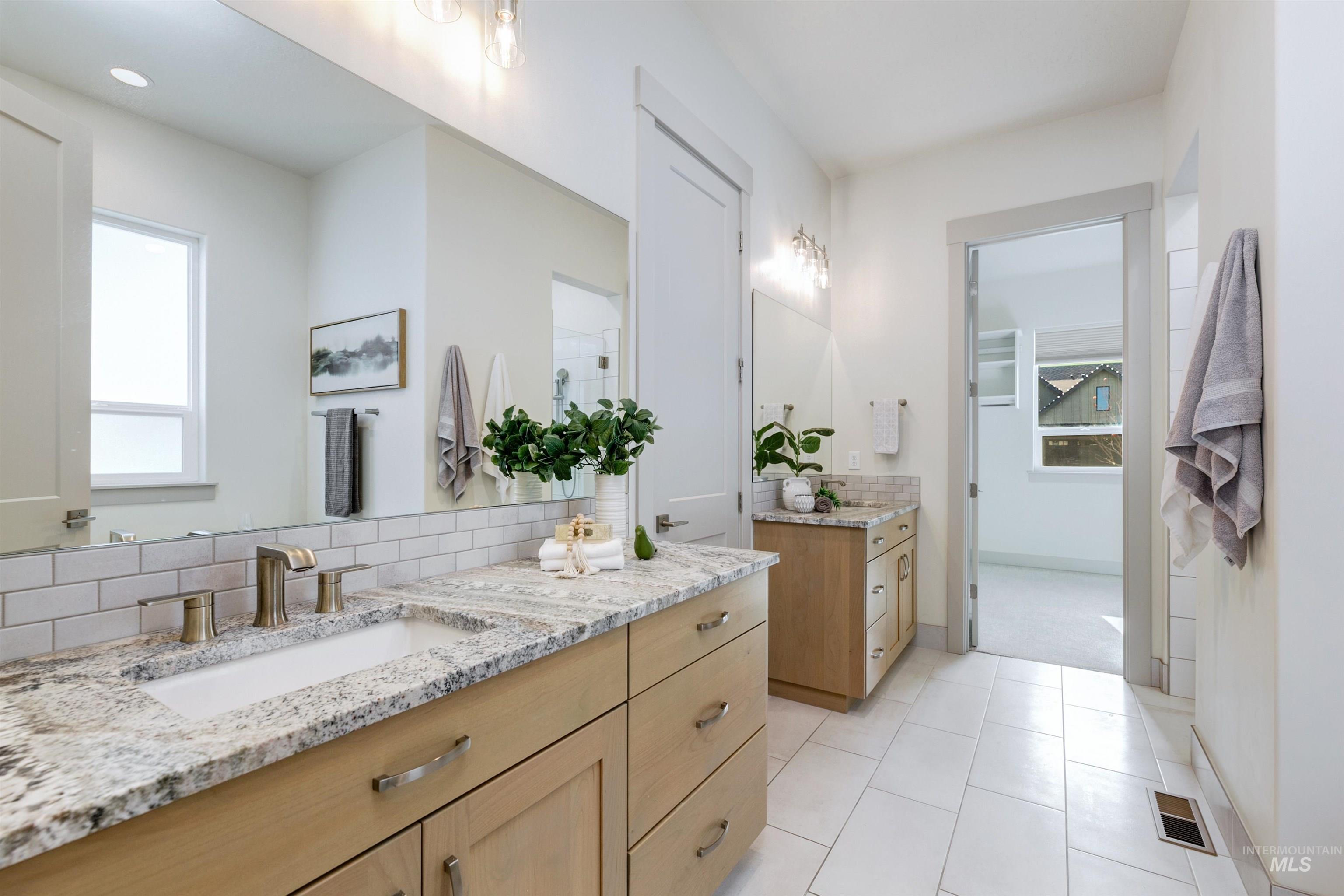 902 W Loretta St, Meridian, Idaho 83646, 3 Bedrooms, 2.5 Bathrooms, Residential For Sale, Price $759,900, 98967404