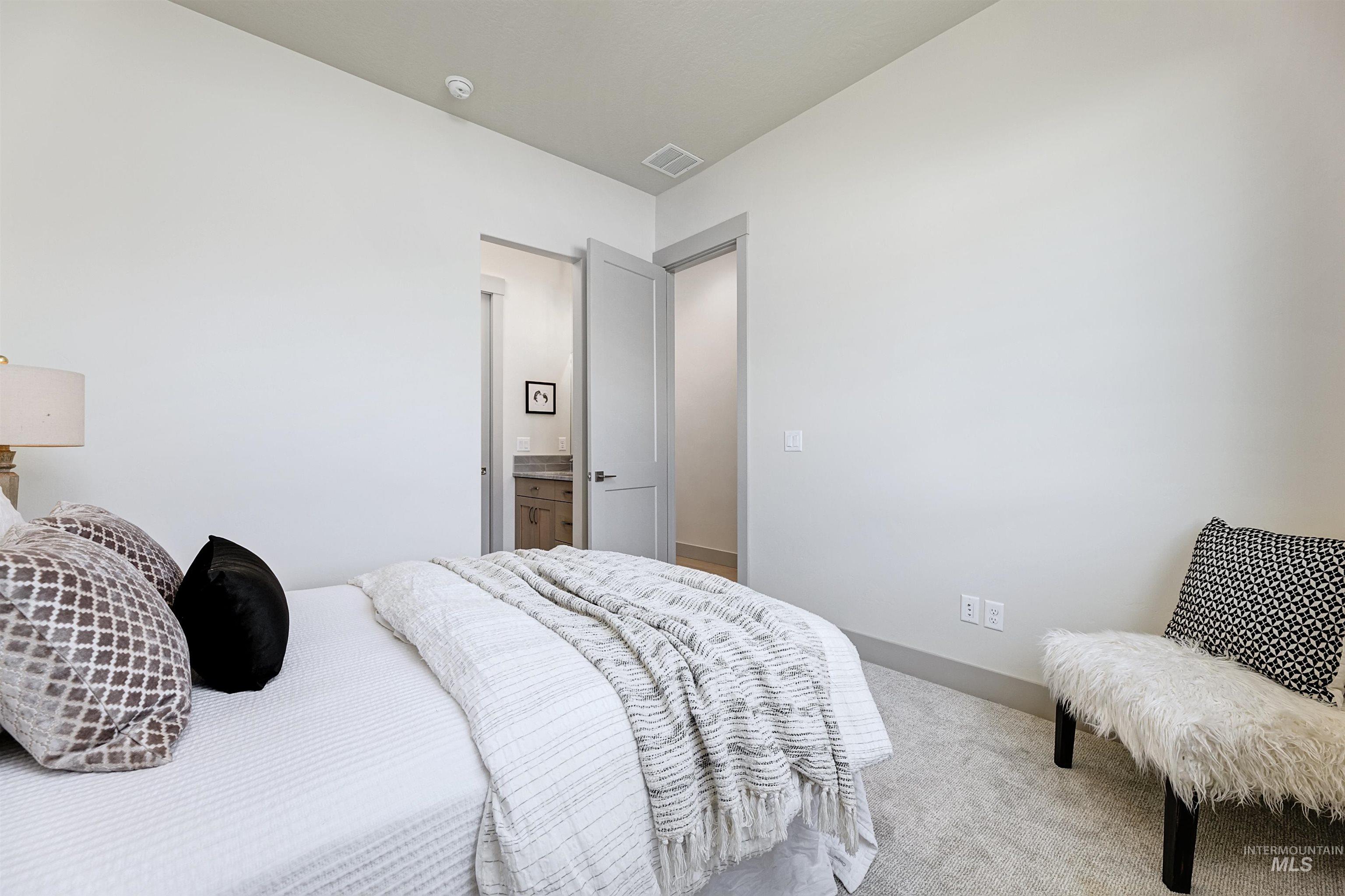 902 W Loretta St, Meridian, Idaho 83646, 3 Bedrooms, 2.5 Bathrooms, Residential For Sale, Price $759,900, 98967404