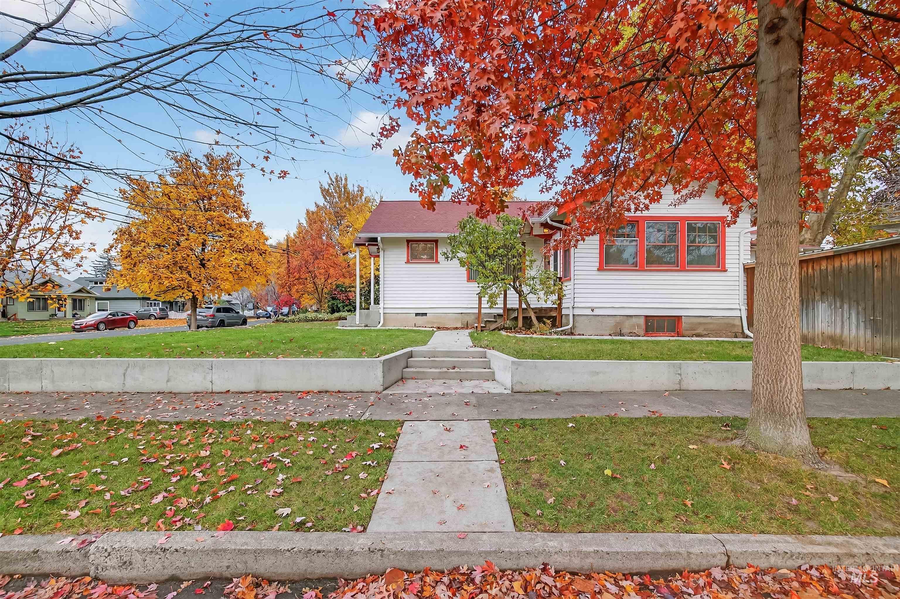 727 3rd Street, Lewiston, Idaho 83501, 3 Bedrooms, 2 Bathrooms, Residential For Sale, Price $325,000, 98967409