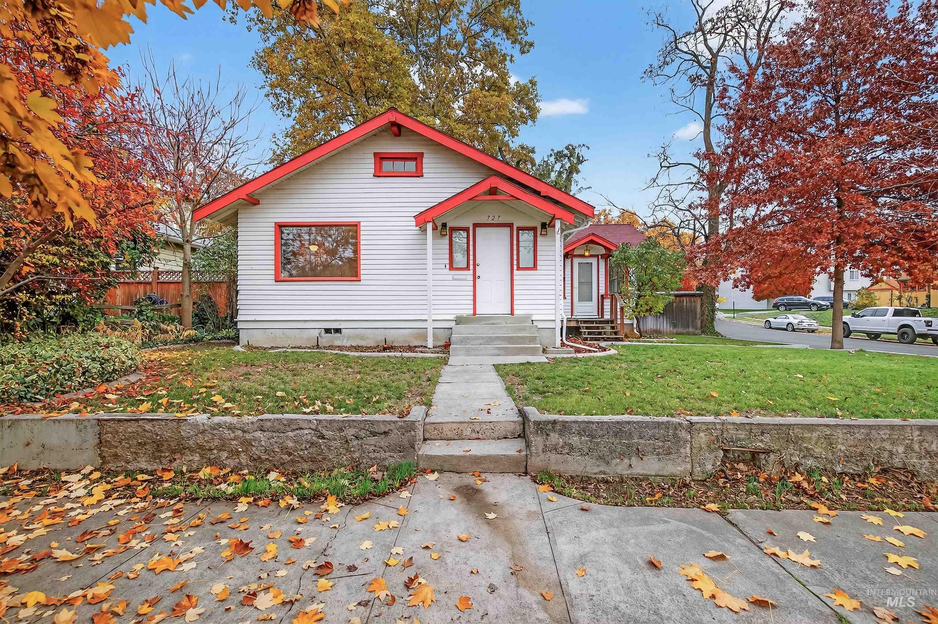 727 3rd Street, Lewiston, Idaho 83501, 3 Bedrooms, 2 Bathrooms, Residential For Sale, Price $325,000, 98967409