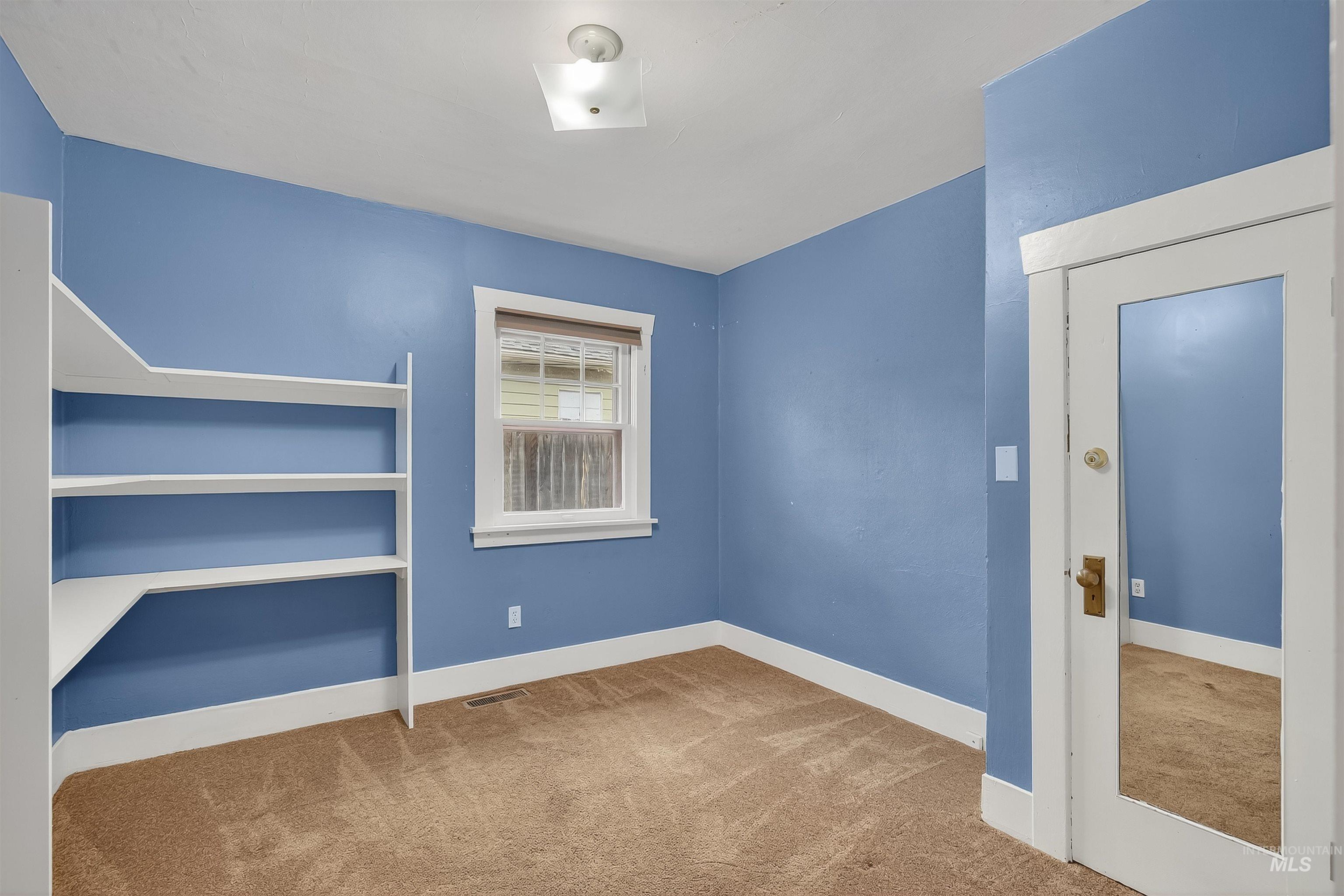 727 3rd Street, Lewiston, Idaho 83501, 3 Bedrooms, 2 Bathrooms, Residential For Sale, Price $325,000, 98967409